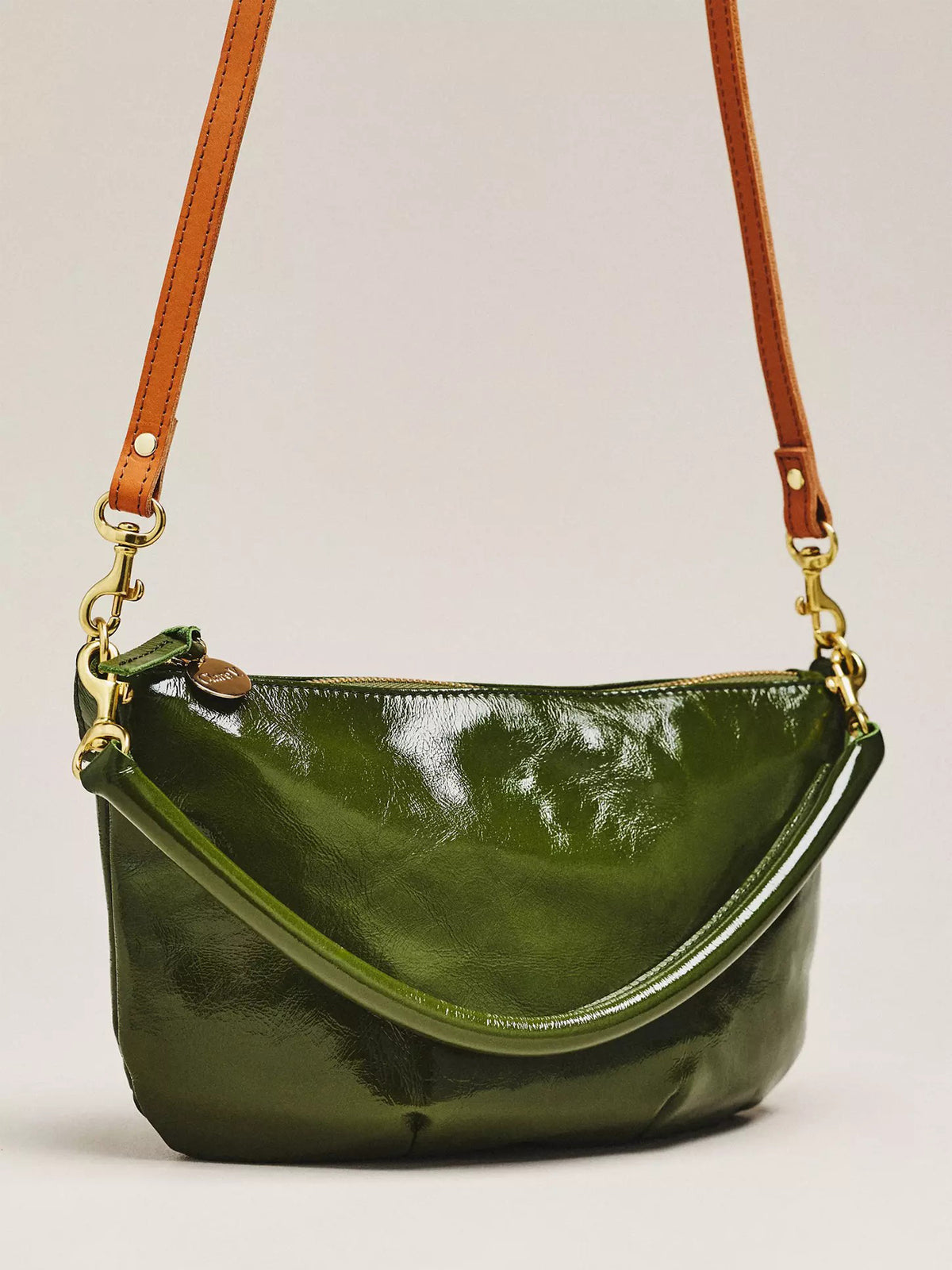 Glossy Green Baguette Crossbody Bag – Ladies 2‑Way Wear Shoulder Handbag