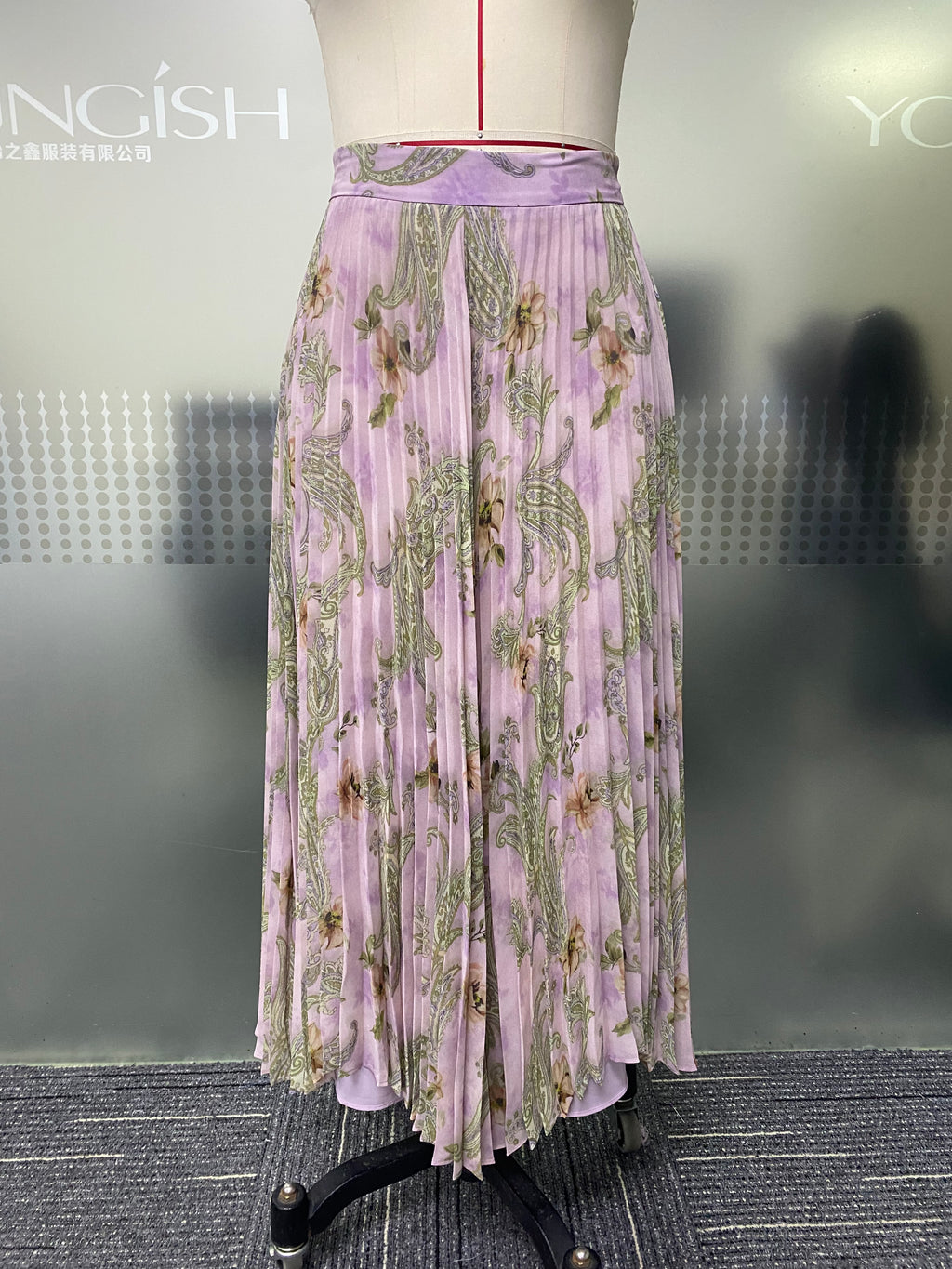 Boho Light Purple Floral Paisley Chiffon Pleated Skirt High Waist A-Line Flowy Casual Vacation Midi Long Skirt