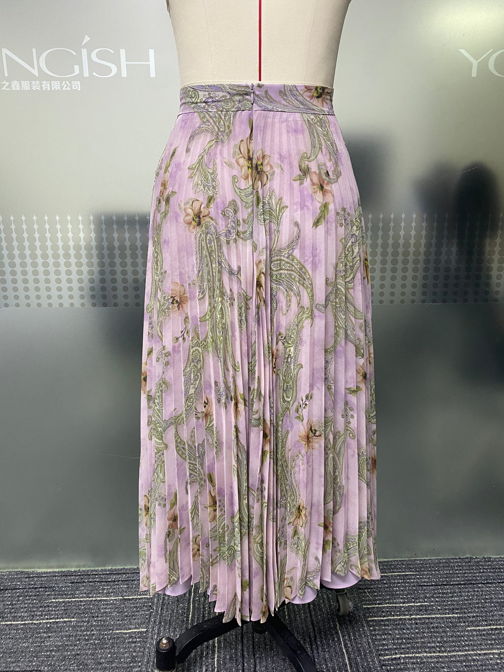 Boho Light Purple Floral Paisley Chiffon Pleated Skirt High Waist A-Line Flowy Casual Vacation Midi Long Skirt