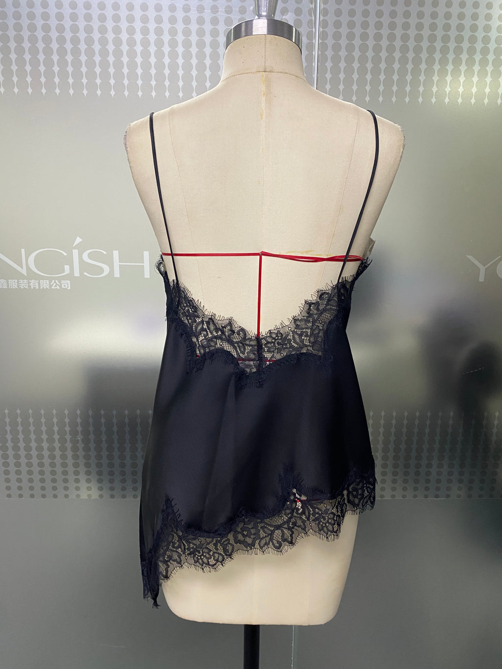 Elegant Black Silk-Like Satin Camisole Eyelash Lace Cutout Loose Backless Sleepwear Top For Home Layering