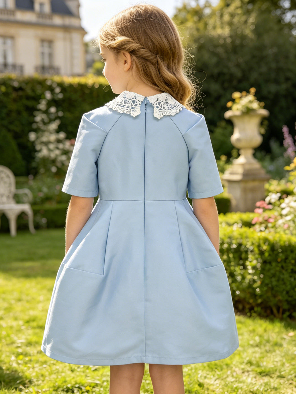 Light Blue Fit-and-Flare Girls' Party Dress with Lace Collar & Bow, Elegant Formal Dress for Weddings & Special Occasions