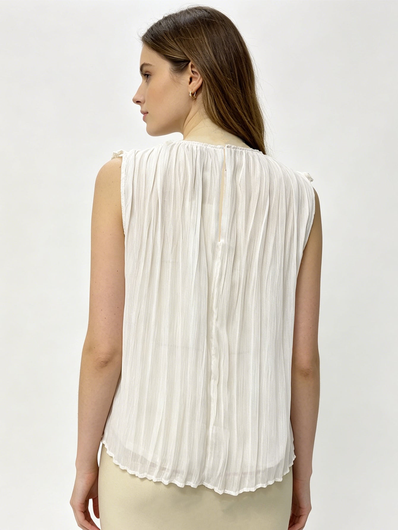 White Lace Crochet Sleeveless Blouse | Pleated Ruffle Hem Casual Summer Top for Women