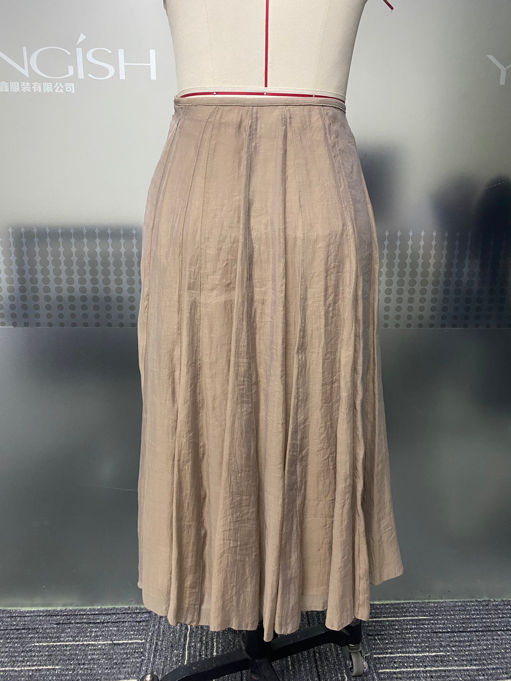Soft Beige Texture Vertical Pleated Skirt High Waist Flowy A-Line Hem Slimming All-match Spring Summer Work Midi Skirt