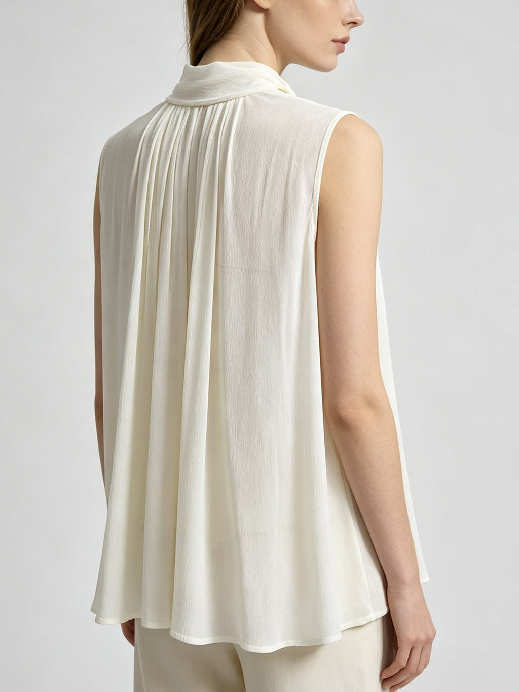 French Commuter V-Neck Tie Blouse Back Gathered A-Line Hem Lightweight Slimming Versatile Sleeveless Chiffon Top