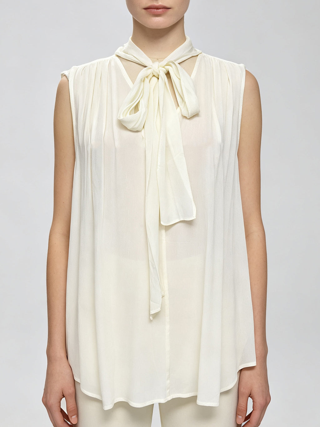 French Commuter V-Neck Tie Blouse Back Gathered A-Line Hem Lightweight Slimming Versatile Sleeveless Chiffon Top